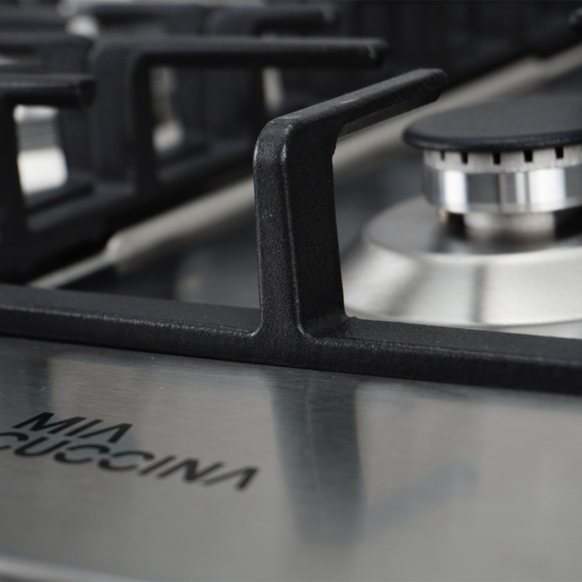 Parrilla A Gas 5 Quemadores Acero Inoxidable Mia Cuccina 120V