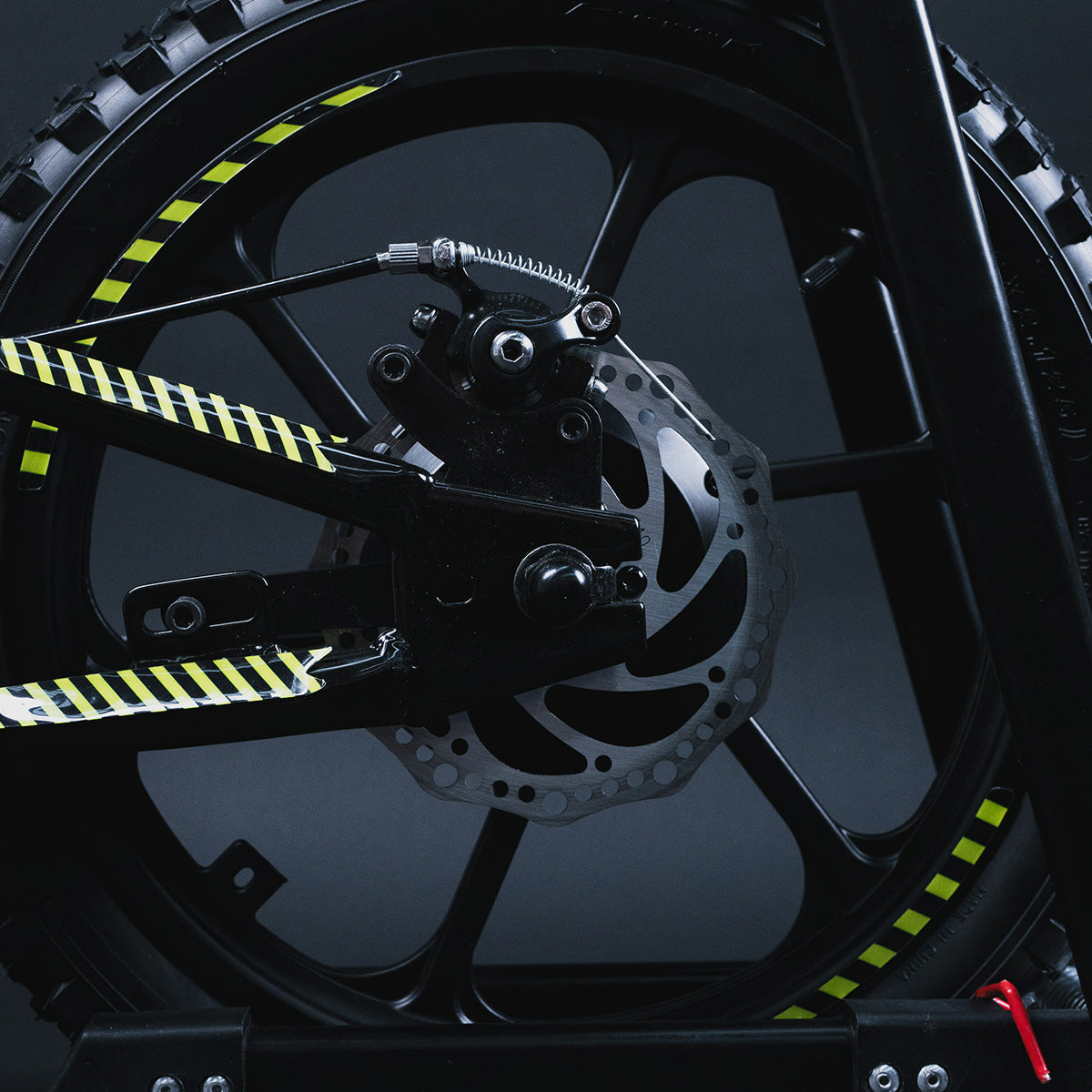 BICICLETA ELÉCTRICA GRAVEL CROSS 16