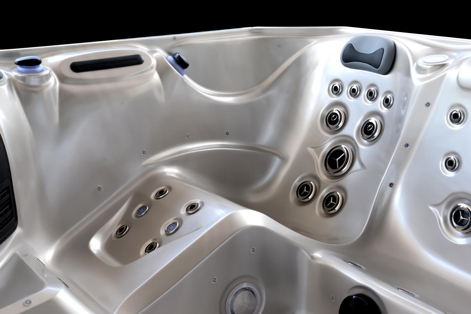 Tina de Hidromasaje Exterior Catania 8 personas 84 Jets